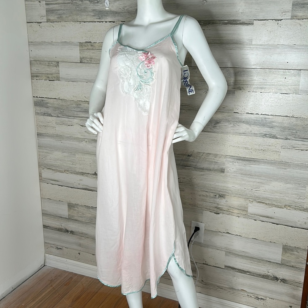 NWT vintage Lorraine night gown